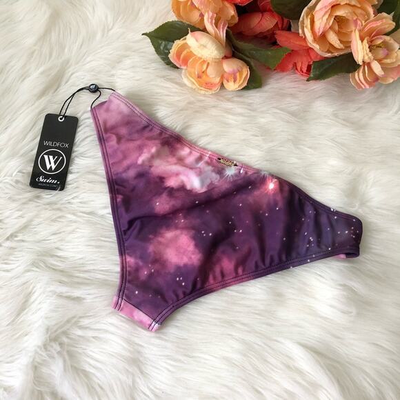 WILDFOX Purple Bikini Bottoms Firework NWT - Picture 2 of 2